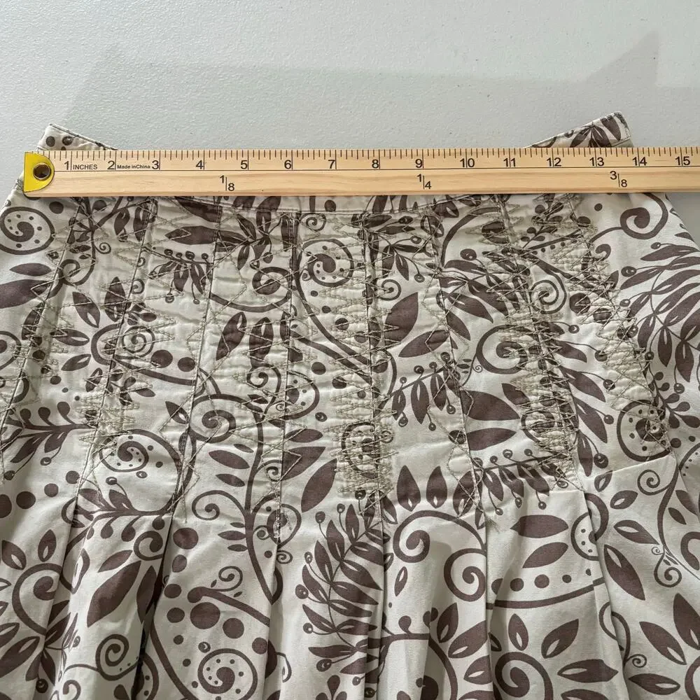 J. Jill Long Maxi Skirt Women's Size 4 Sand and Brown Floral Side Zip Pleated‎